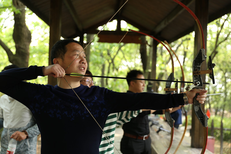 一起嘗試射箭吧